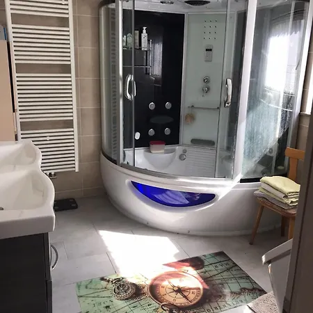 לינה וארוחת בוקר Sunset Bob Fuldatal